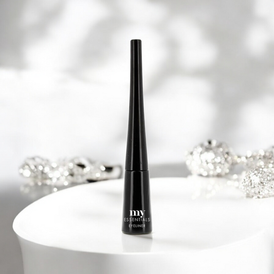 Eye-liner liquide noir mat